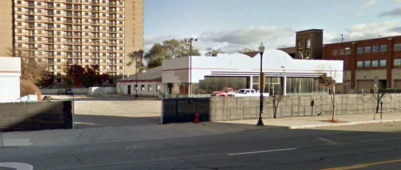 Royal Pontiac - Royal Pontiac - Fresard Pontiac Street View (newer photo)